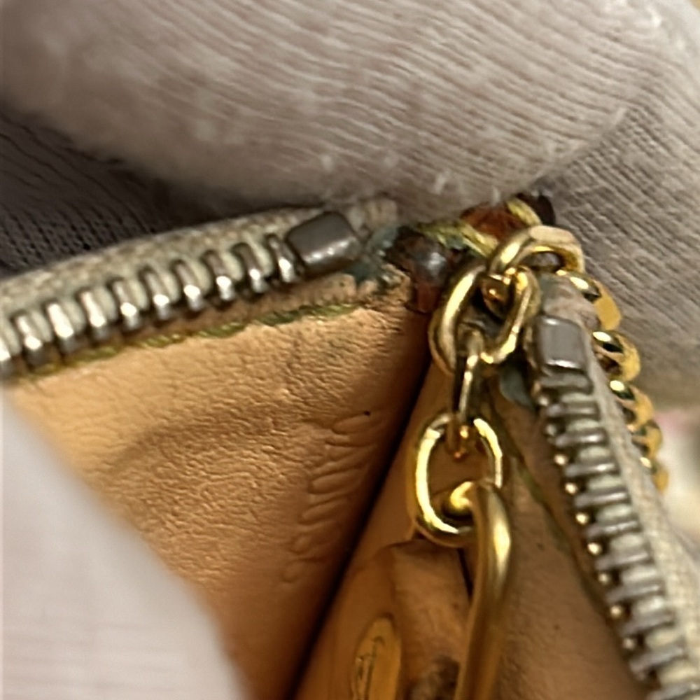 Louis Vuitton Murakami White 3 piece, wallet, key classe and key holder bundle - Picture 16 of 17
